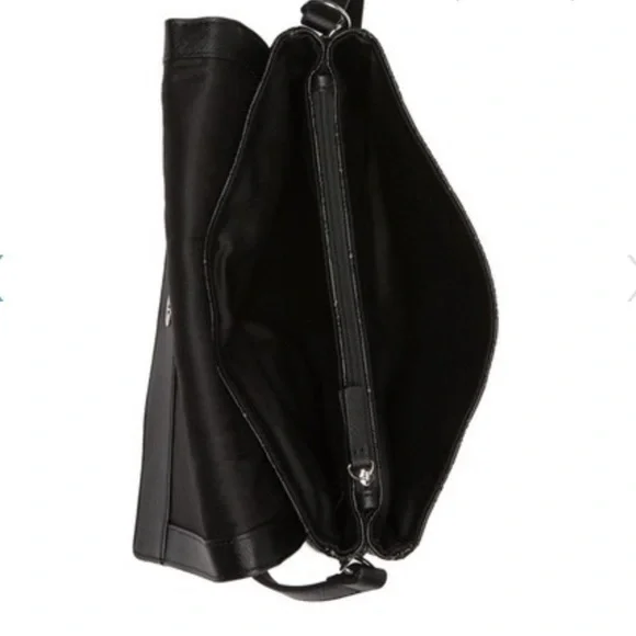 FRENCH Connection
Marin Messenger Bag - Picture 4 of 5